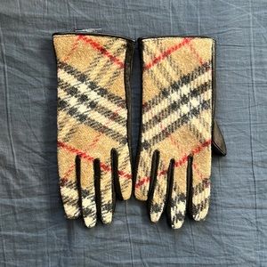 Burberry Tan Plaid Red Ivory and Black Detail Gloves